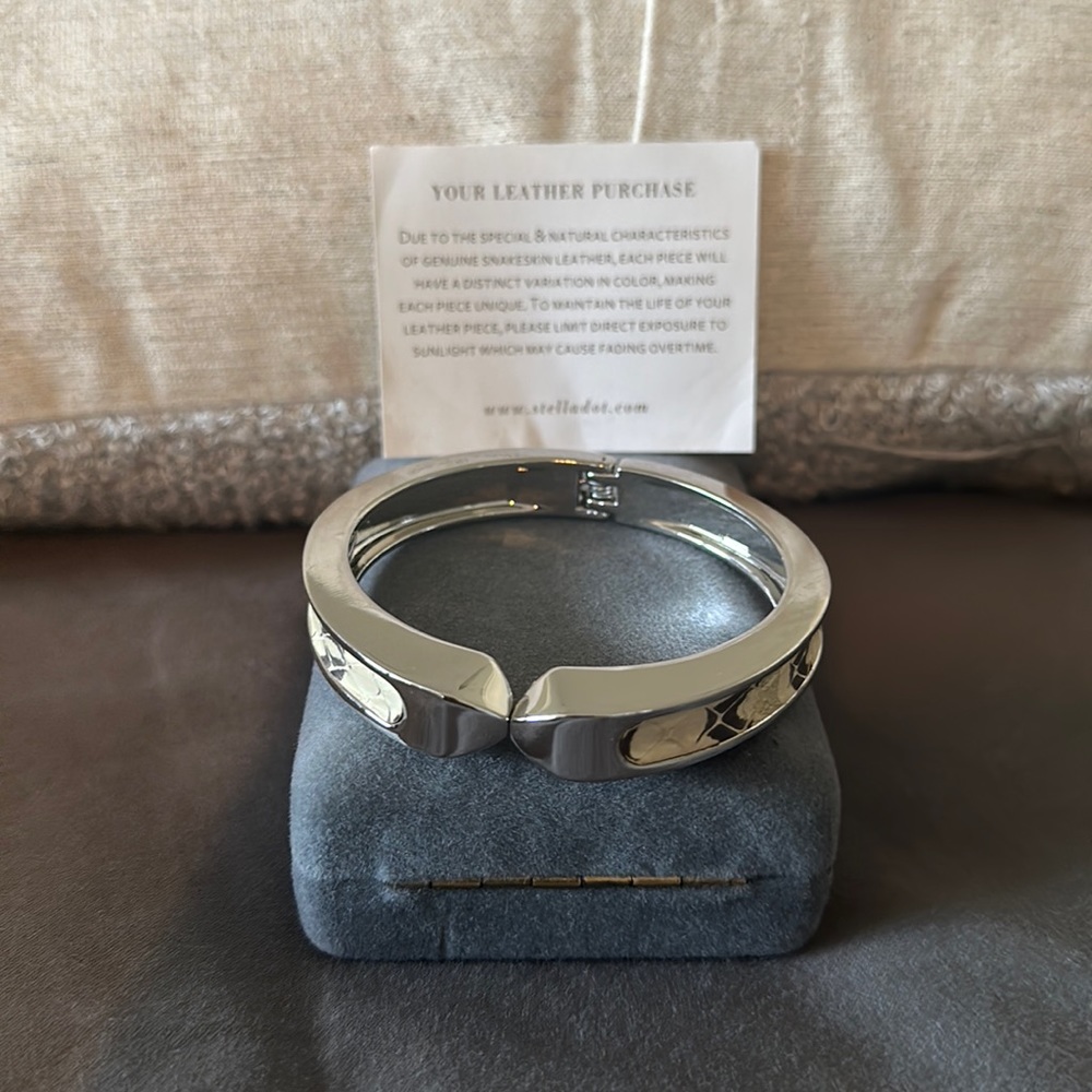 Stella & Dot Snakeskin Leather Bracelet Silver tone